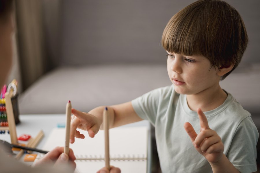 Cómo se diagnostica el autismo en niños y los trastornos del espectro autista (TEA): aspectos básicos